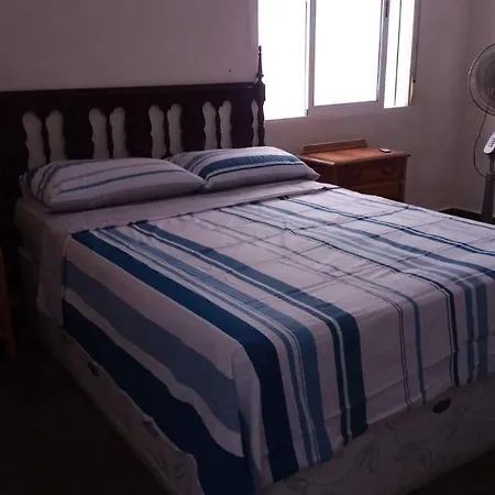 двухэтажная в 3 спальни Daire *